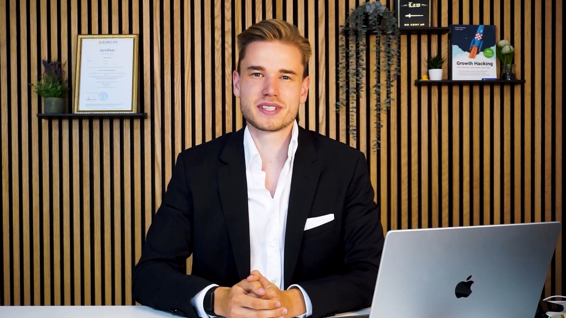 Nicholas Bode im Verkaufsvideo